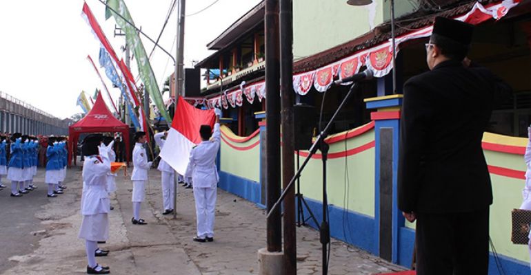 SMK PIM Kibarkan Bendera