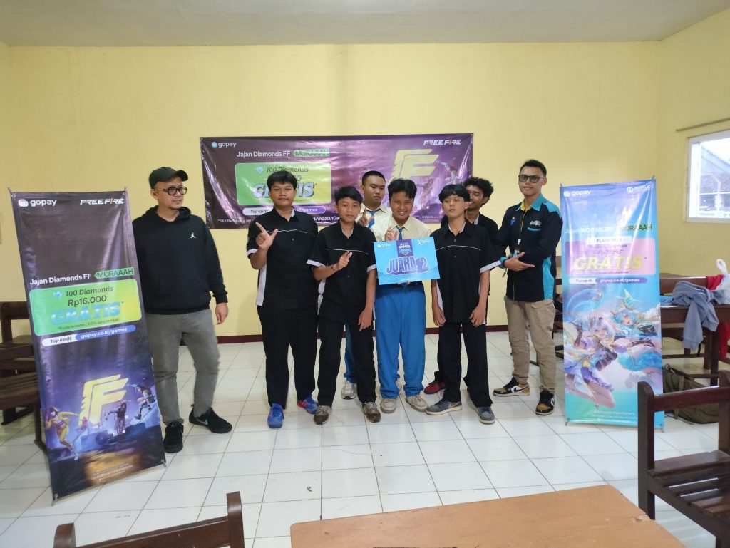 SMK PIM JUARA 2 LOMBA E SPORT
