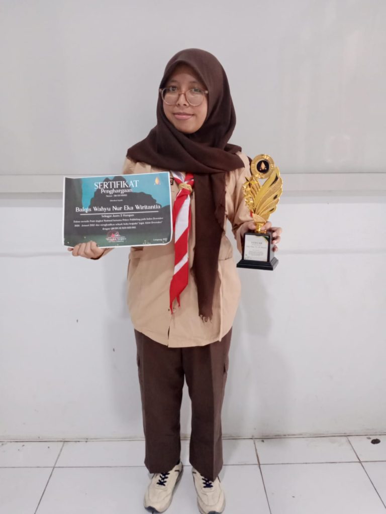 JUARA LOMBA PUISI NASIONAL
